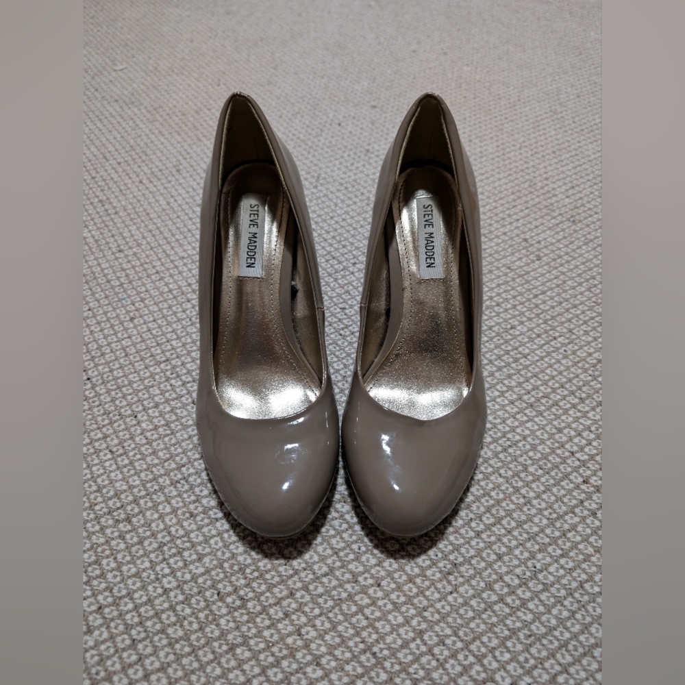 Steve Madden Women's Glossy Taupe Heels
